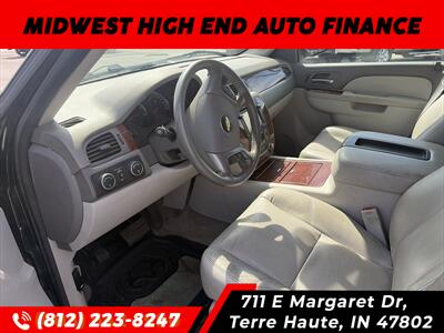 2013 Chevrolet Tahoe LTZ   - Photo 5 - Terre Haute, IN 47802
