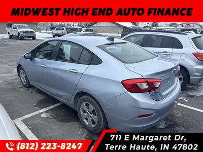 2018 Chevrolet Cruze LS Auto   - Photo 3 - Terre Haute, IN 47802
