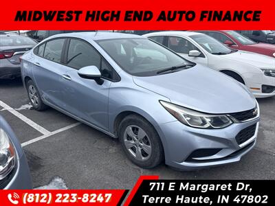 2018 Chevrolet Cruze LS Auto   - Photo 1 - Terre Haute, IN 47802