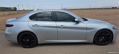2017 Alfa Romeo Giulia   - Photo 5 - Florence, AZ 85132