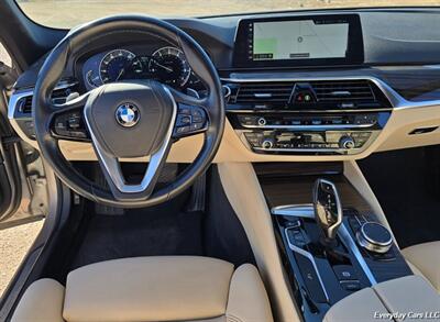 2018 BMW 5 Series 530i   - Photo 9 - Florence, AZ 85132