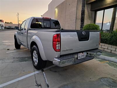 2011 Nissan Frontier SV   - Photo 3 - Fullerton, CA 92833