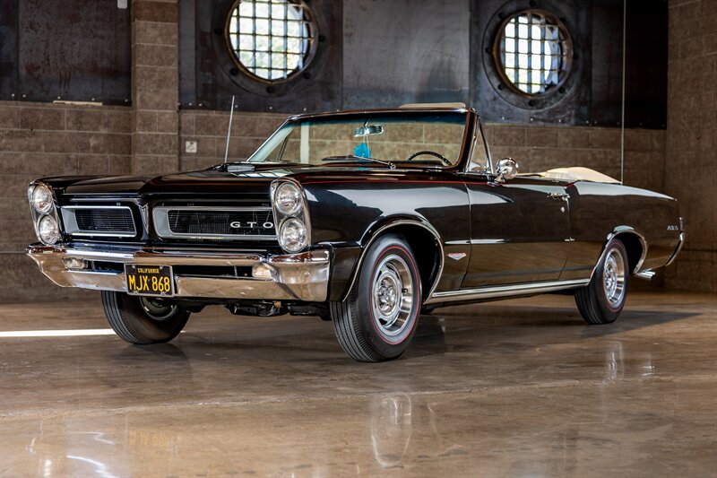 1965 Pontiac GTO  
