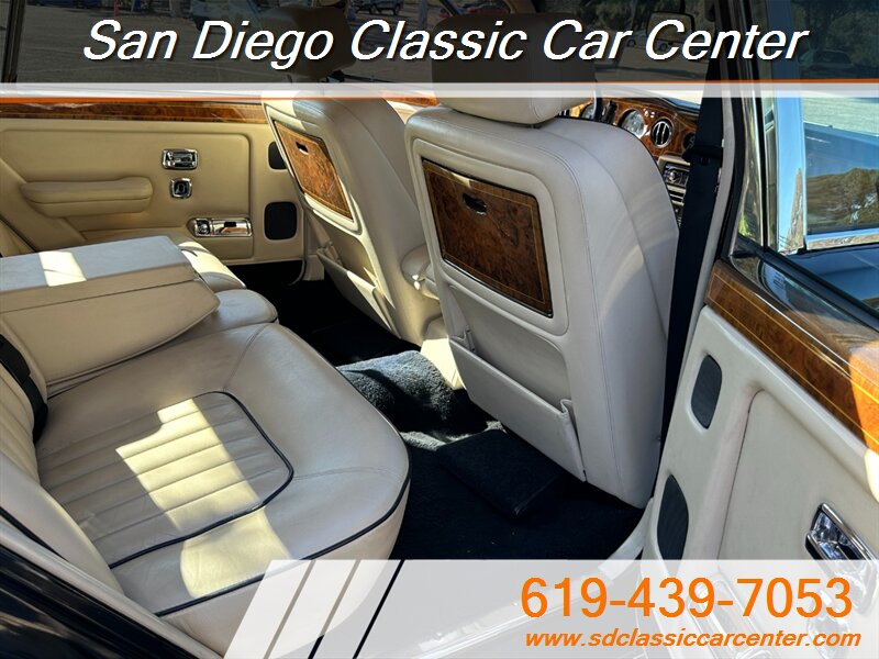 1991 Rolls Royce Silver Spur photo 44