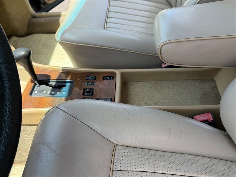 1986 Mercedes-Benz 300 SDL - Photo 33 - Spring Valley, CA 91978