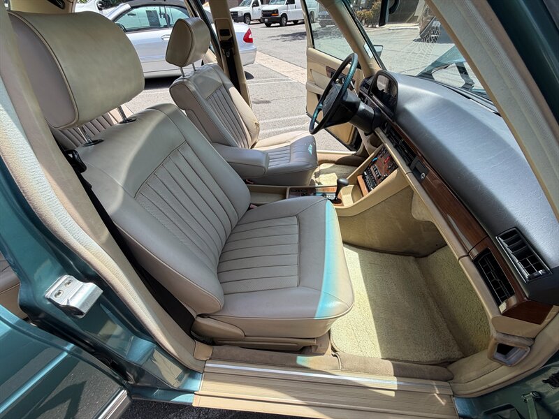 1986 Mercedes-Benz 300 SDL - Photo 54 - Spring Valley, CA 91978