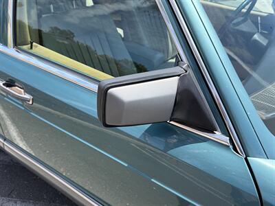 1986 Mercedes-Benz 300 SDL - Photo 24 - Spring Valley, CA 91978