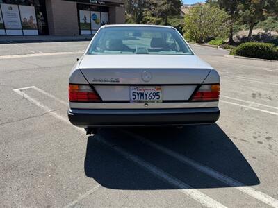 1988 Mercedes-Benz 300 CE   - Photo 8 - Spring Valley, CA 91978