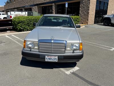 1988 Mercedes-Benz 300 CE   - Photo 2 - Spring Valley, CA 91978