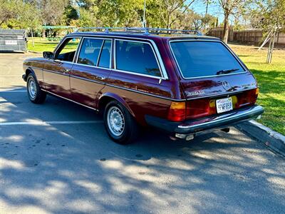 1983 Mercedes-Benz 300 TD   - Photo 4 - Spring Valley, CA 91978