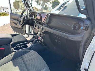 2024 Jeep Wrangler Rubicon 4xe   - Photo 40 - Spring Valley, CA 91978