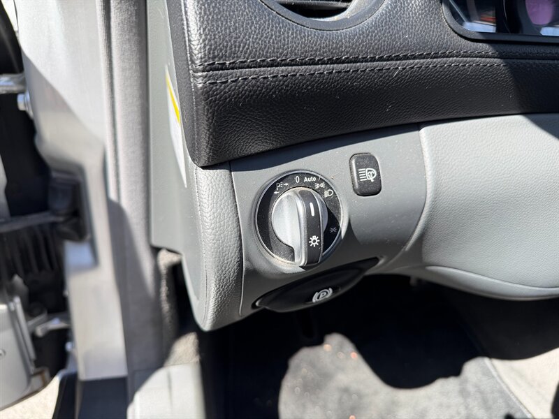 2005 Mercedes-Benz SL 500 - Photo 23 - Spring Valley, CA 91978