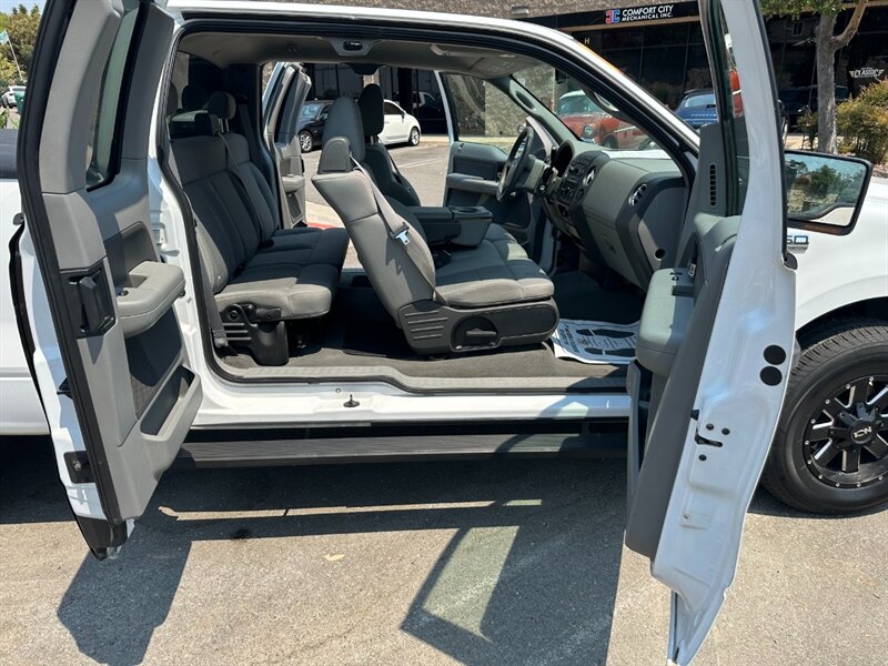 2007 Ford F-150 XLT photo 12