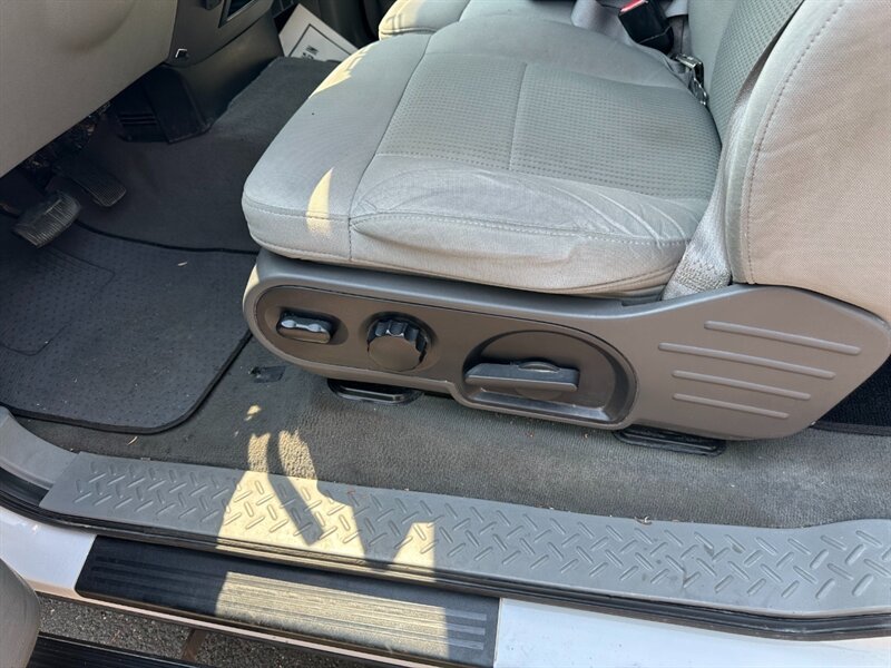 2007 Ford F-150 XLT photo 15