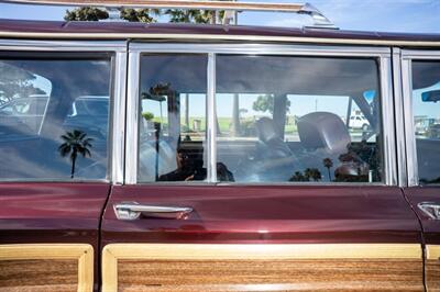 1990 Jeep Grand Wagoneer   - Photo 43 - Spring Valley, CA 91978
