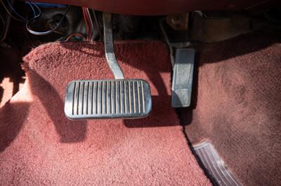 1990 Jeep Grand Wagoneer   - Photo 76 - Spring Valley, CA 91978