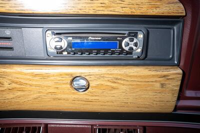 1990 Jeep Grand Wagoneer   - Photo 66 - Spring Valley, CA 91978