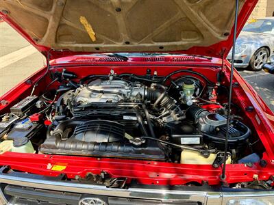1992 Toyota Tacoma Deluxe 2dr Deluxe - Photo 35 - Spring Valley, CA 91978