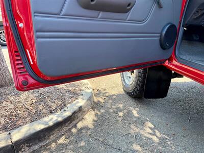 1992 Toyota Tacoma Deluxe 2dr Deluxe - Photo 21 - Spring Valley, CA 91978