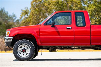 1992 Toyota Pickup Deluxe   - Photo 15 - Spring Valley, CA 91978
