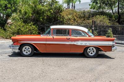 1957 Pontiac Chieftain   - Photo 9 - Spring Valley, CA 91978