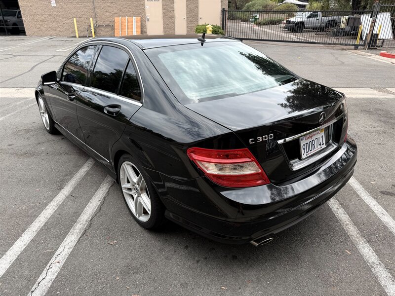 2010 Mercedes-Benz C 300 Luxury - Photo 6 - Spring Valley, CA 91978