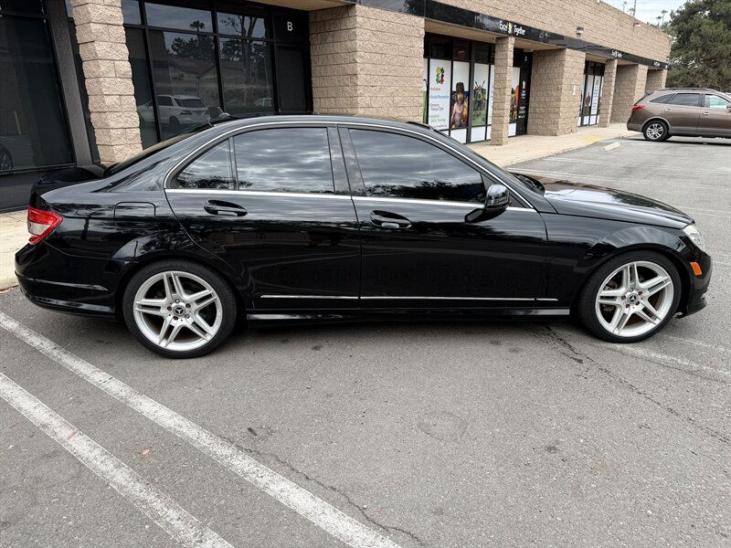 2010 Mercedes-Benz C 300 Luxury - Photo 10 - Spring Valley, CA 91978