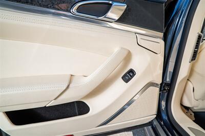 2010 Porsche Panamera Turbo   - Photo 39 - Spring Valley, CA 91978
