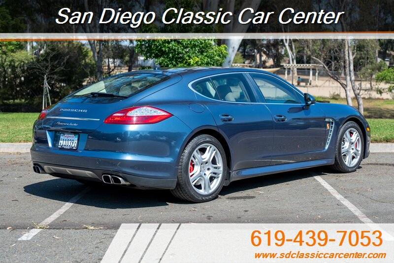 2010 Porsche Panamera Turbo photo 58