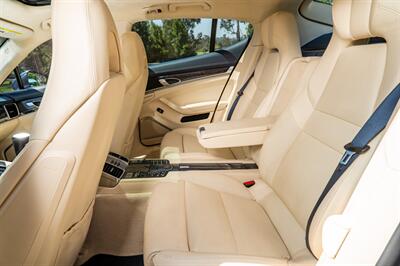 2010 Porsche Panamera Turbo   - Photo 21 - Spring Valley, CA 91978
