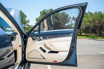 2010 Porsche Panamera Turbo   - Photo 41 - Spring Valley, CA 91978