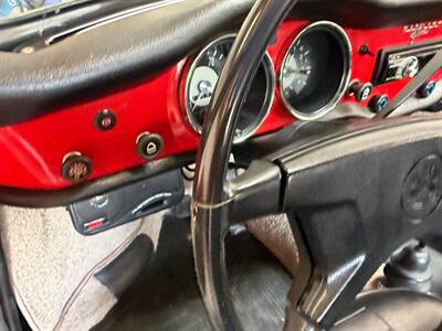 1973 Volkswagen Karmann Ghia   - Photo 17 - Spring Valley, CA 91978