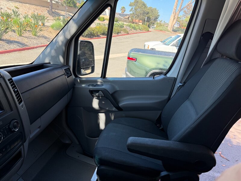 2011 Mercedes-Benz Sprinter 2500 - Photo 26 - Spring Valley, CA 91978