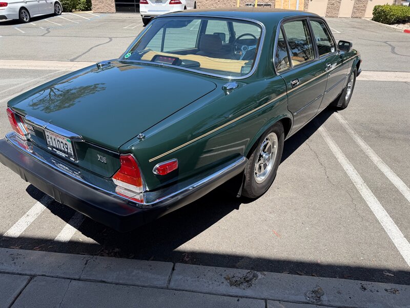 1986 Jaguar XJ6 XJ6 - Photo 5 - Spring Valley, CA 91978