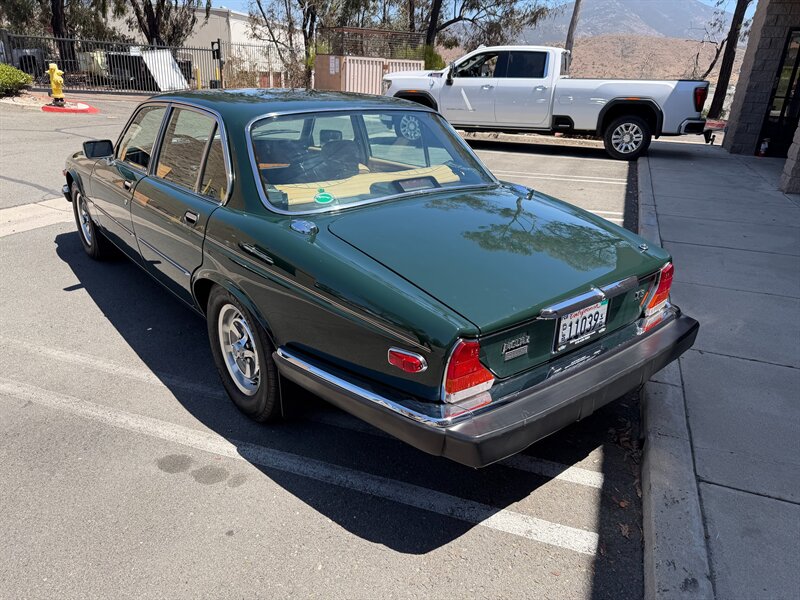 1986 Jaguar XJ6 XJ6 - Photo 3 - Spring Valley, CA 91978