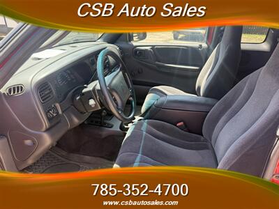 2000 Dodge Dakota SLT - Photo 9 - Rossville, KS 66533