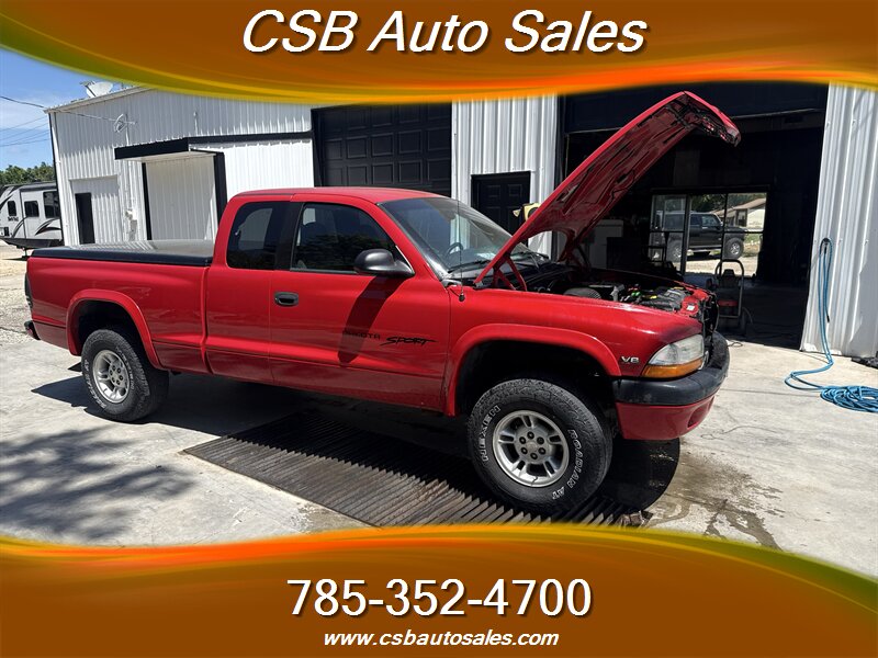 2000 Dodge Dakota SLT   - Photo 1 - Rossville, KS 66533