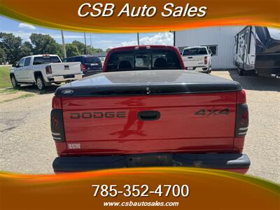 2000 Dodge Dakota SLT - Photo 4 - Rossville, KS 66533