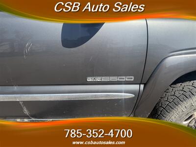 2001 GMC Sierra 2500 SL - Photo 4 - Rossville, KS 66533