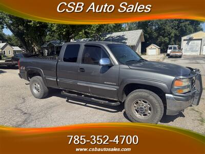 2001 GMC Sierra 2500 SL - Photo 3 - Rossville, KS 66533