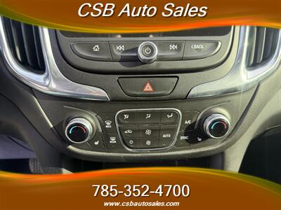 2020 Chevrolet Equinox LT   - Photo 8 - Rossville, KS 66533