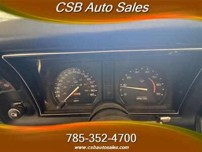 1982 Chevrolet Corvette   - Photo 5 - Rossville, KS 66533