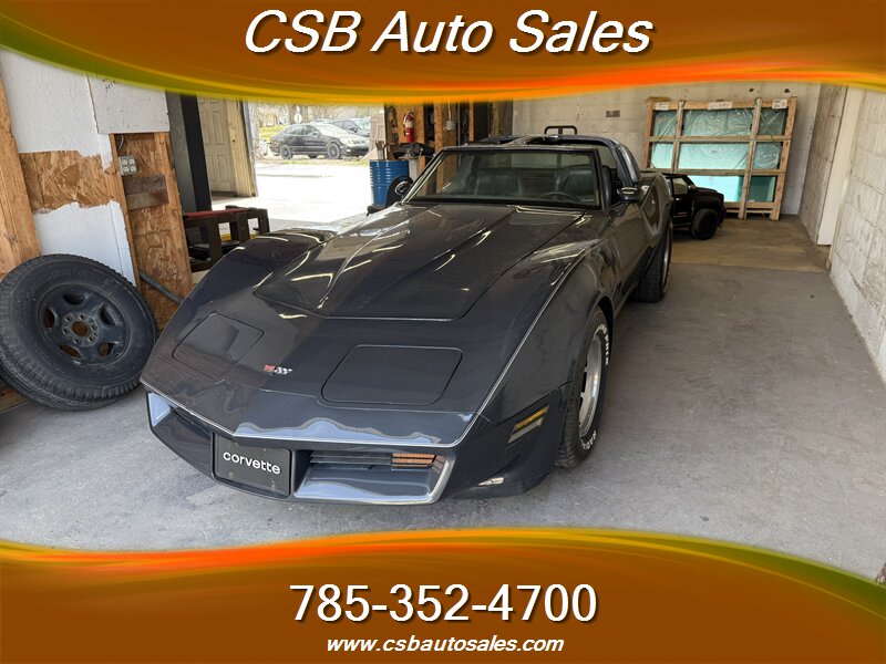 1982 Chevrolet Corvette   - Photo 1 - Rossville, KS 66533