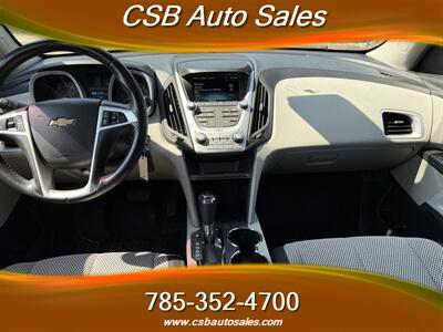 2017 Chevrolet Equinox LT   - Photo 4 - Rossville, KS 66533