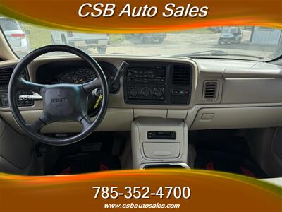 2001 GMC Yukon SLE   - Photo 5 - Rossville, KS 66533