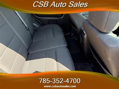 2010 Ford Escape XLT   - Photo 5 - Rossville, KS 66533