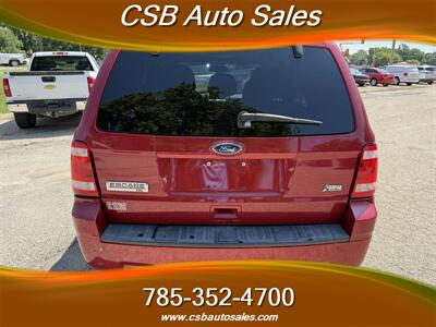 2010 Ford Escape XLT   - Photo 4 - Rossville, KS 66533