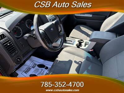2010 Ford Escape XLT   - Photo 7 - Rossville, KS 66533