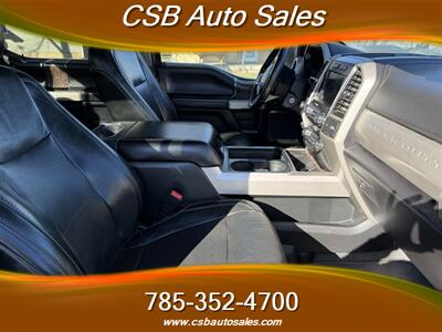 2019 Ford F-250 Super Duty Lariat   - Photo 2 - Rossville, KS 66533