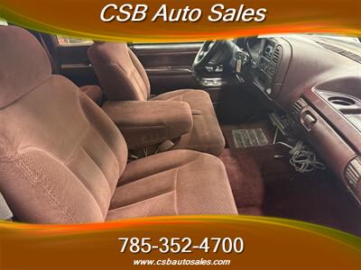 1995 GMC Sierra 1500 SLE   - Photo 5 - Rossville, KS 66533